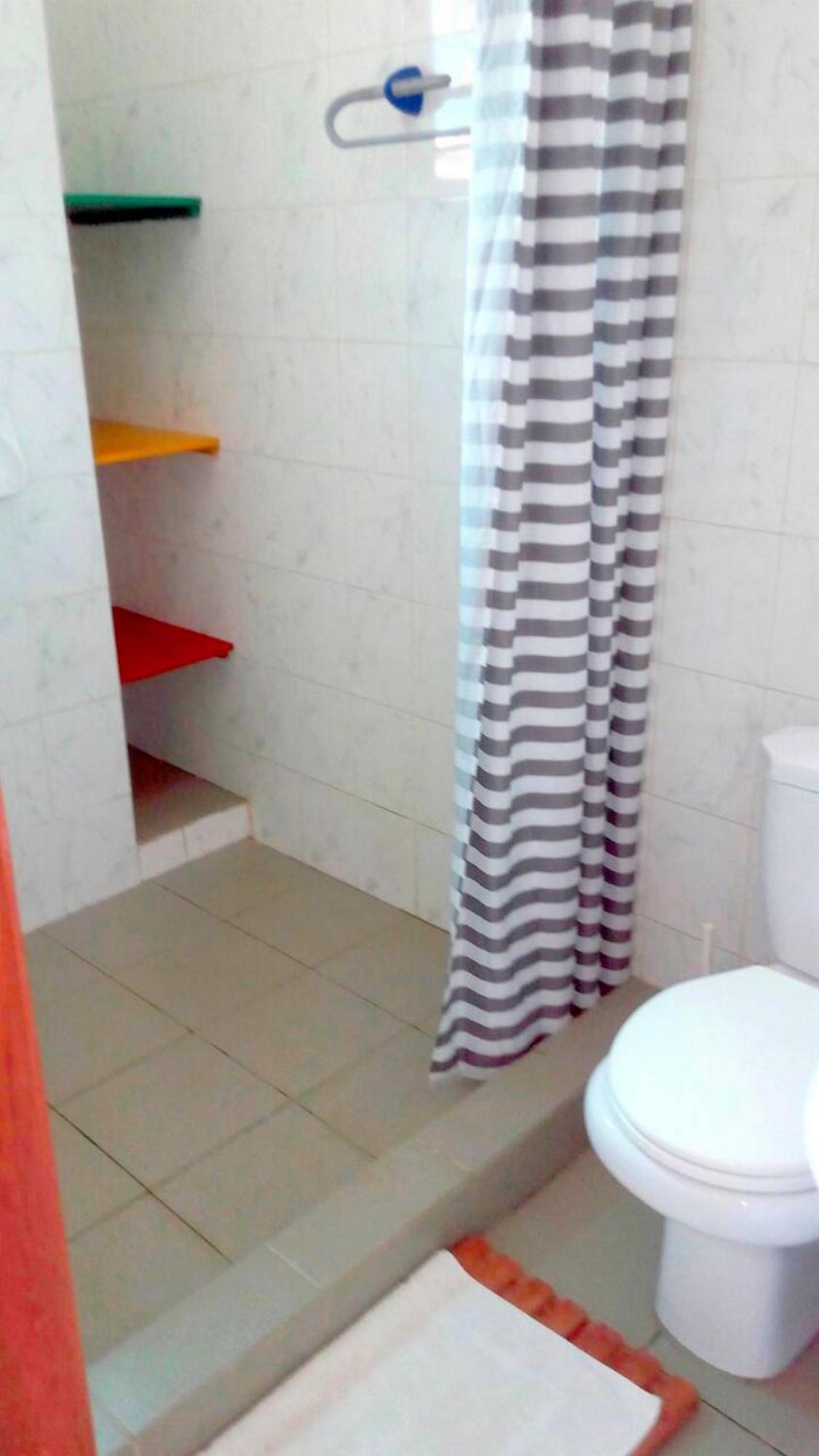 Dodoo Lodge 코토누 객실 사진
